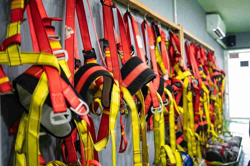 fall protection equipment being used on a construction site in maryland provided by atlantic equipment